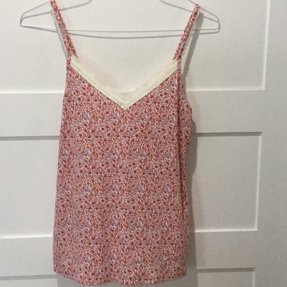 COPY - Old Navy stretch camisole. - Picture 1 of 1